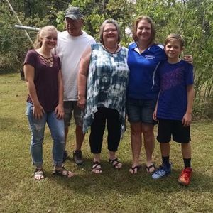 Meet your Posher, Carla